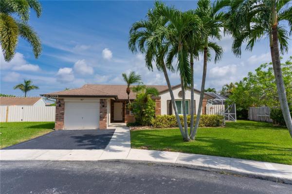 Blue Ridge, 671 Green River Ln, Davie, Florida 33325, image 1