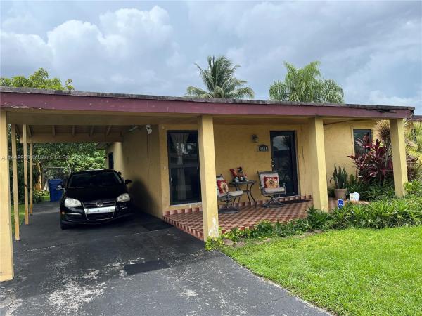 Miami Gardens Manor, 4894 NW 192nd St, Miami Gardens, Florida 33055, image 1