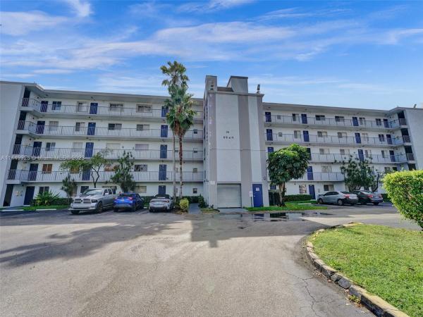 Lakeshore At University Park, 8540 N Sherman Cir #507, Miramar, Florida 33025, image 1