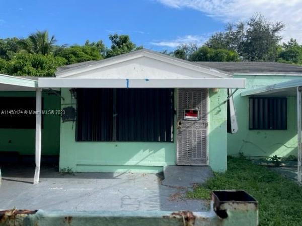 North Miami Estates, 1367 NW 41st St, Miami, Florida 33142, image 2