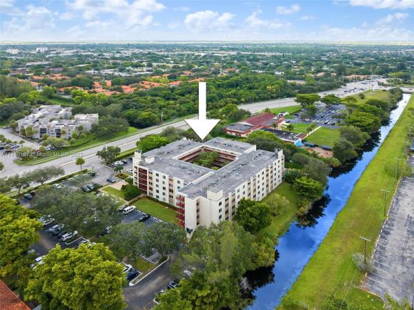 Palm Court At Coral Springs, 3245 Riverside Dr #D-103, Coral Springs, Florida 33065, image 1