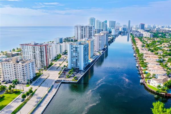 Trafalgar Towers, 1400 S Ocean Dr #905, Hollywood, Florida 33019, image 1