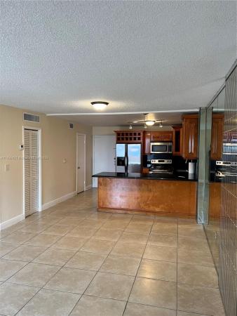 5050 Building, 5050 NW 7th St #401, Miami, Florida 33126, image 1