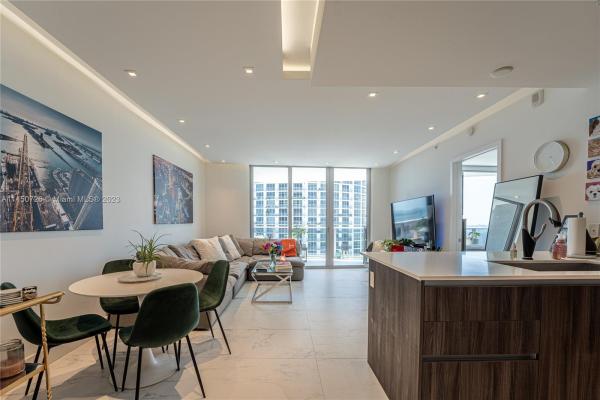 Aria On The Bay, 488 NE 18th St #4304, Miami, Florida 33132, image 2