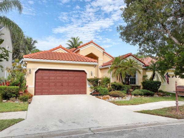 Cameron Lake, 333 Cameron Dr, Weston, Florida 33326, image 1