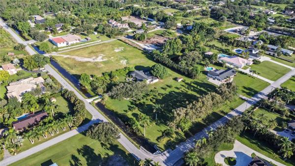 Sunshine Acres, 4850 SW 111th Ave, Davie, Florida 33328, image 1