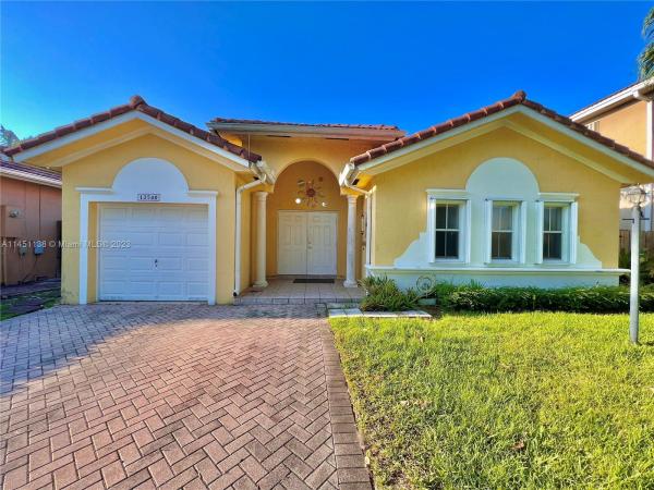 Twin Lake Shores West, 13540 SW 136th Ter, Three Lakes, Florida 33186, image 1