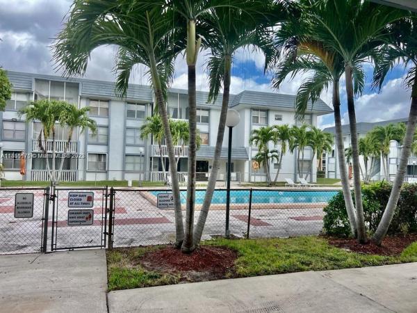 Ludlum Lake, 6705 NW 169th St #C205, Country Club, Florida 33015, image 1