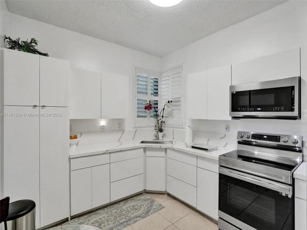 Celebration Point, 15533 N Miami Lakeway N #10119, Miami Lakes, Florida 33014, image 1