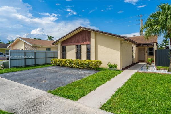 Lakes, 12951 SW 56th Ter, Kendale Lakes, Florida 33183, image 1