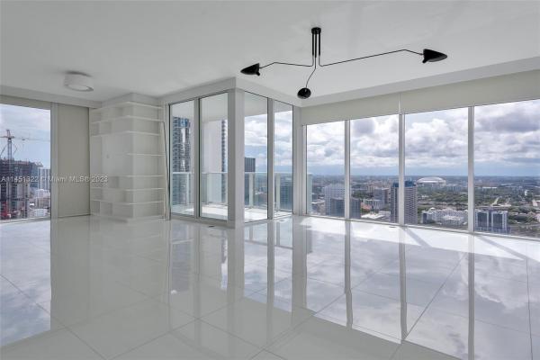 Ten Museum Park Residential, 1040 Biscayne Blvd #3307, Miami, Florida 33132, image 1