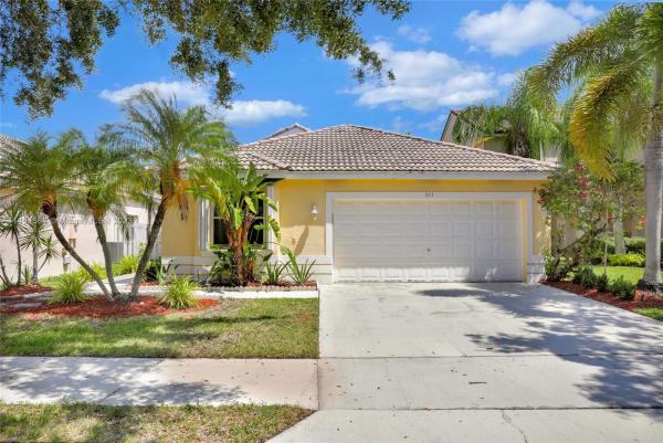 Savannah Falls, 873 Briar Ridge Rd, Weston, Florida 33327, image 1