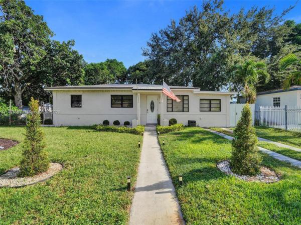 Myrtle Grove, 3230 NW 174th St, Miami Gardens, Florida 33056, image 2