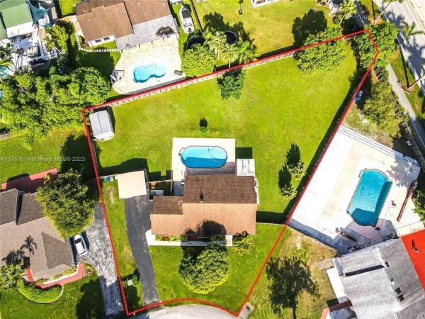 Kings Grant East, 15220 SW 151st Ave, Richmond West, Florida 33187, image 1