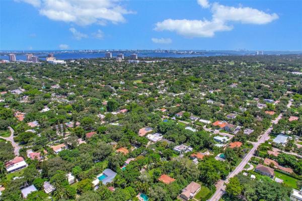 Griffing Biscayne Park Estates, 729 NE 117th St, Biscayne Park, Florida 33161, image 2