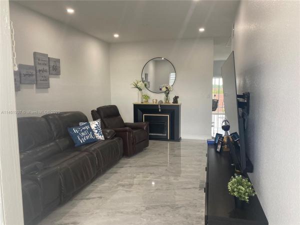 San Marco Villas, 6940 NW 179th St #406-7, Hialeah, Florida 33015, image 1