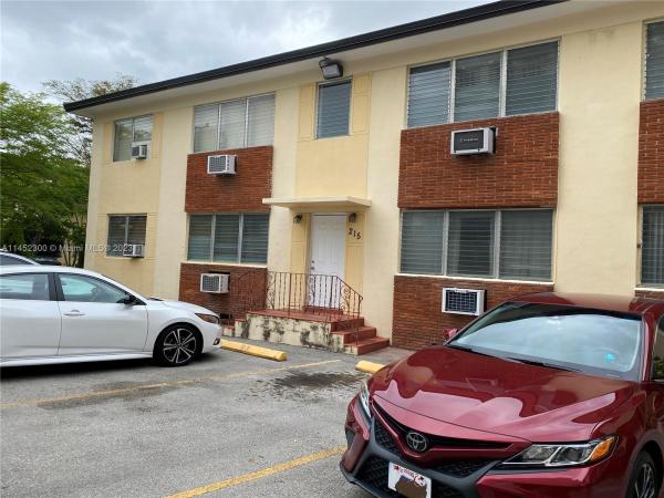 Douglas, 215 Zamora Ave #7, Coral Gables, Florida 33134, image 1