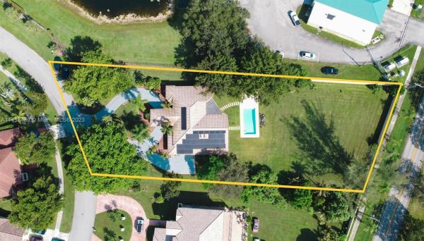 Falcon's Lea, 6110 Falconsgate Ave, Davie, Florida 33331, image 1