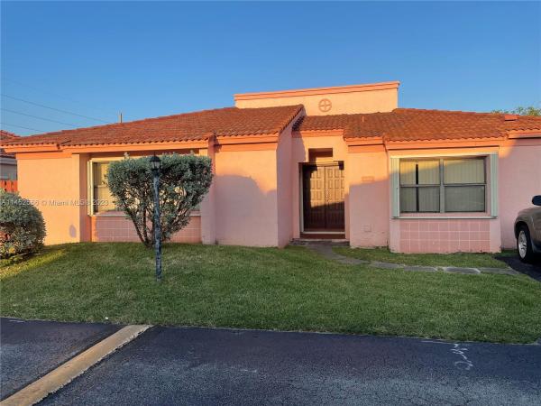 Poinciana Pointe, 441 SW 88th Ct, Fountainebleau, Florida 33174, image 1