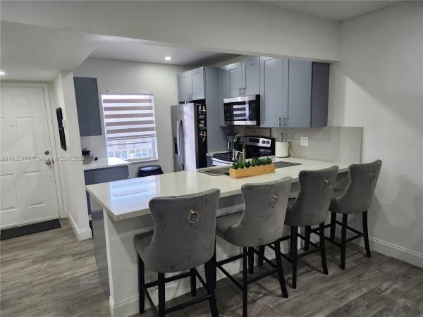 Oriole Gardens 1, 7605 NW 4th Pl #206, Margate, Florida 33063, image 1