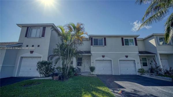 Crystal Lake Village, 838 NW 42nd Pl #838, Deerfield Beach, Florida 33064, image 1