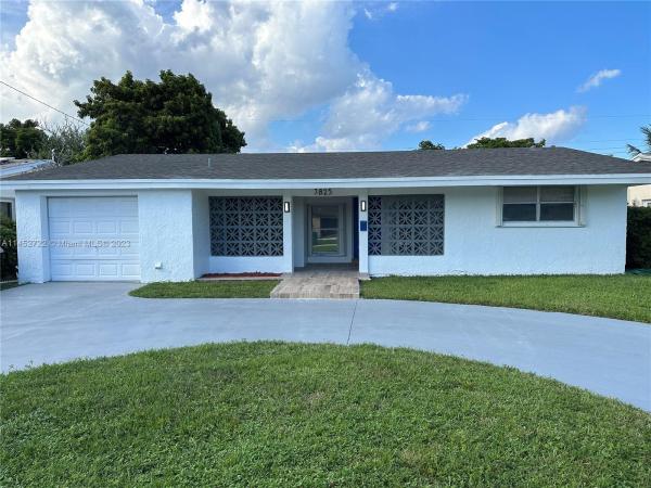 Miramar Tropical, 7825 Venetian St, Miramar, Florida 33023, image 2