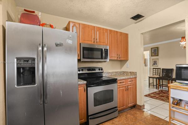 Fort Lauderdale No HOA, 2695 NW 22nd St, Fort Lauderdale, Florida 33311, image 1