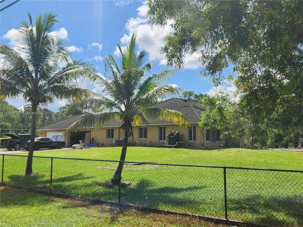 The Acreage, 12526 N 52nd Rd N, West Palm Beach, Florida 33411, image 2