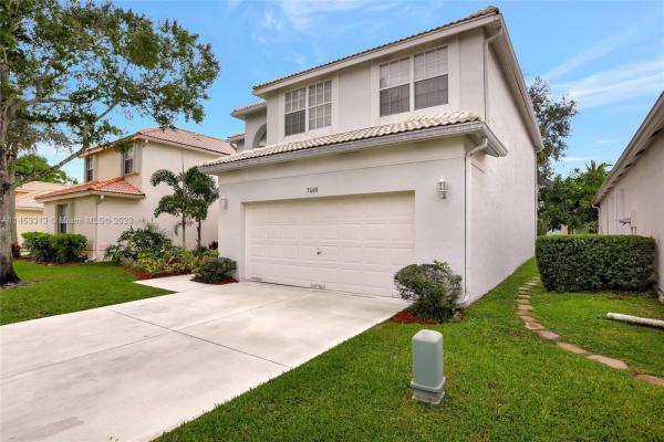 Fairway Pointe At Carolina Country Club, 7600 Belmonte Blvd, Margate, Florida 33063, image 1