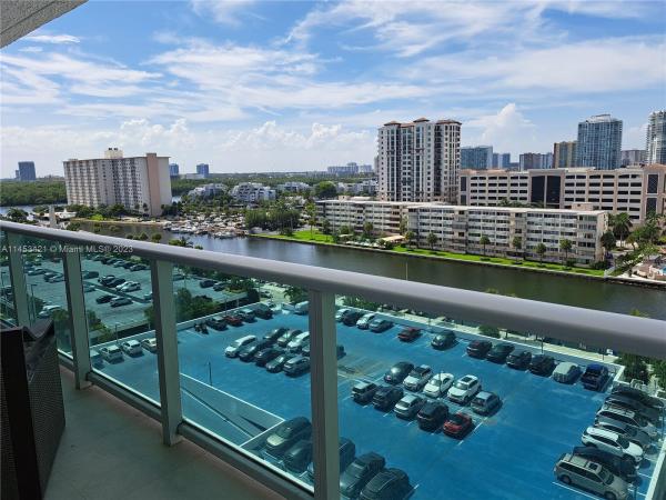 Arlen House East, 100 Bayview Dr #1130, Sunny Isles Beach, Florida 33160, image 2