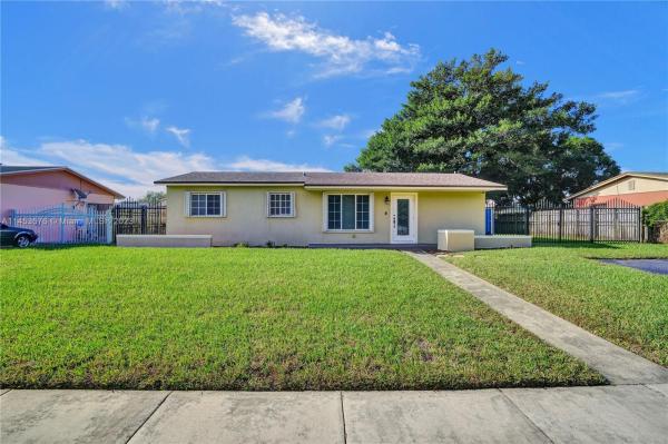 Leslie Estates, 3510 NW 197th St, Miami Gardens, Florida 33056, image 2