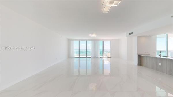 900 Biscayne Bay, 900 Biscayne Blvd #PH6005, Miami, Florida 33132, image 2