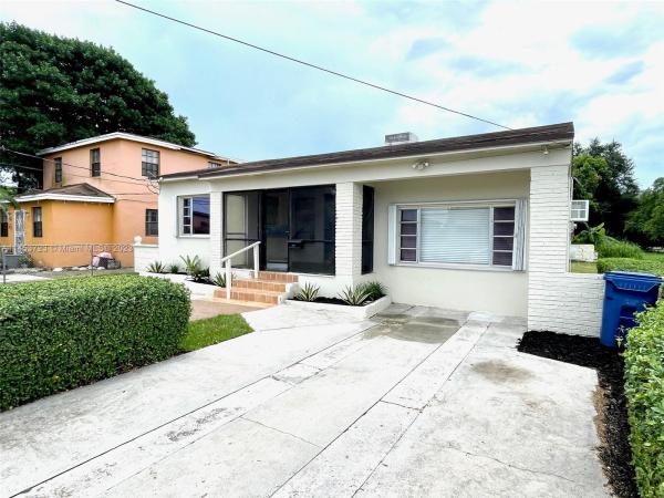 1350 NW 72nd St, Gladeview, Florida 33147, image 2