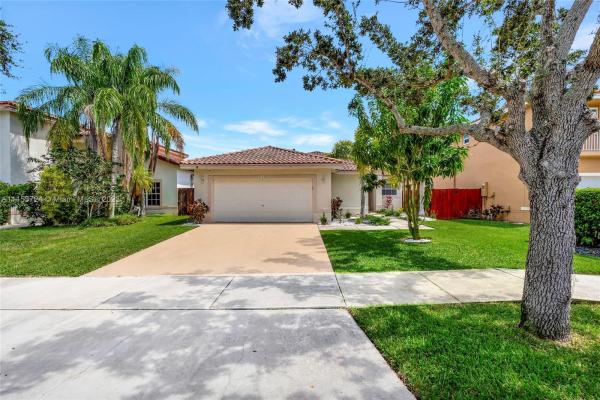 Vista Filare, 154 Vista Luna Dr, Davie, Florida 33325, image 1