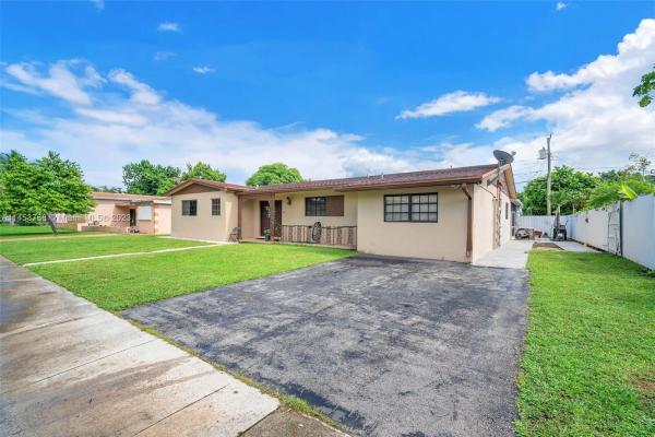Highland Manor, North Miami Beach, Florida 33162, image 1