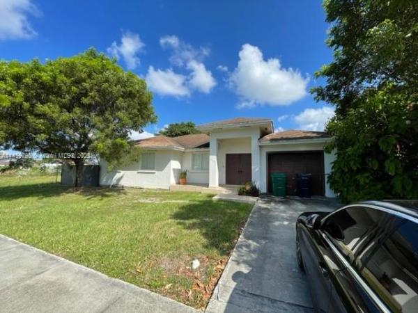 West Perrine No HOA, 10535 SW 170th St, West Perrine, Florida 33157, image 1