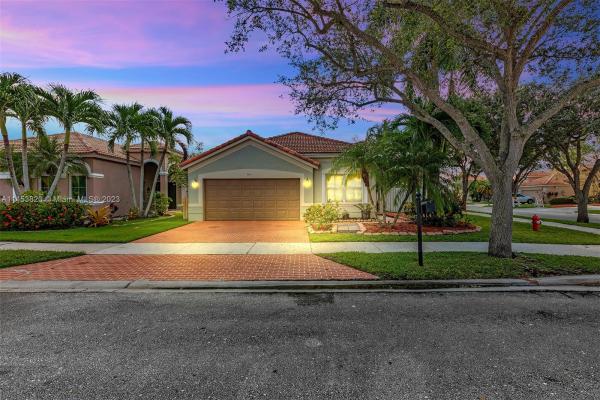 Vista Meadows, 814 Kapok Way, Weston, Florida 33327, image 1