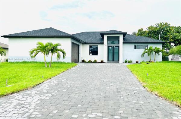 Cape Coral, 1402 SE 13th St, Fort Myers, Florida 33990, image 1