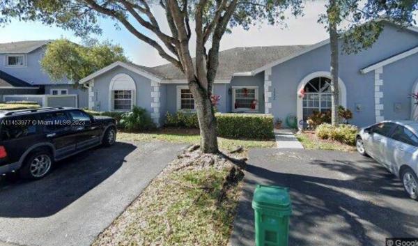 Place Royale, 14224 SW 97th Ter #14224, The Hammocks, Florida 33186, image 1