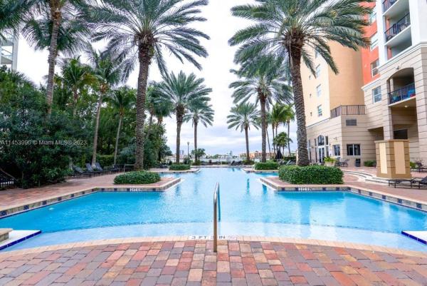 Porto Bellagio, 17145 N Bay Rd #4403, Sunny Isles Beach, Florida 33160, image 1