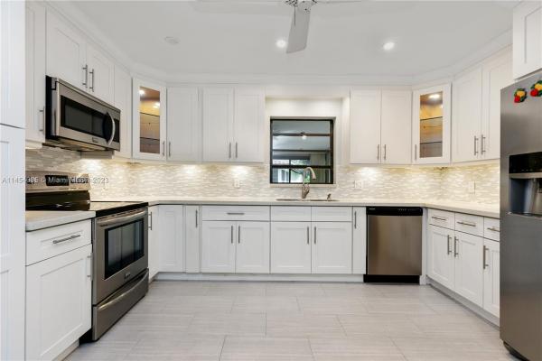 The Pines At Woodmont, 7915 Hibiscus Way #40, Tamarac, Florida 33321, image 1
