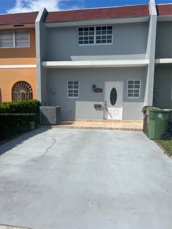 Palm Springs Lakes, 1845 W 72nd Pl, Hialeah, Florida 33014, image 1
