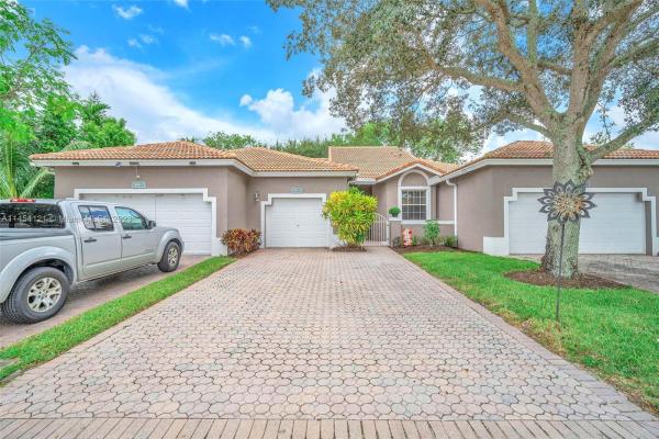 Regency Homes At Fairway Isles, 7460 S Aragon Blvd, Sunrise, Florida 33313, image 1