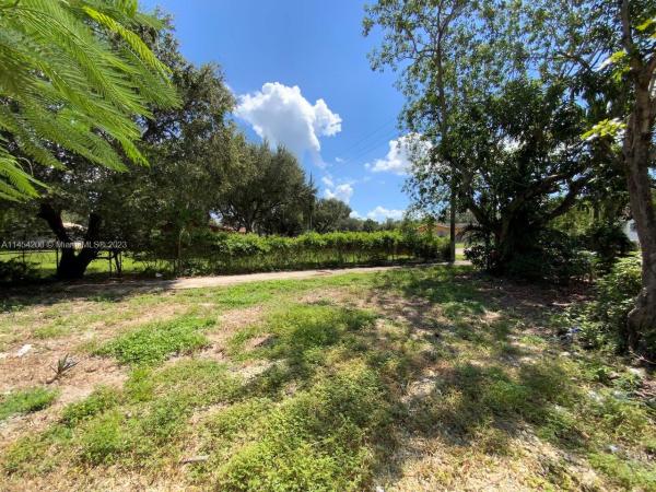 Victoria Heights, 1735 NW 84th St, West Little River, Florida 33147, image 1
