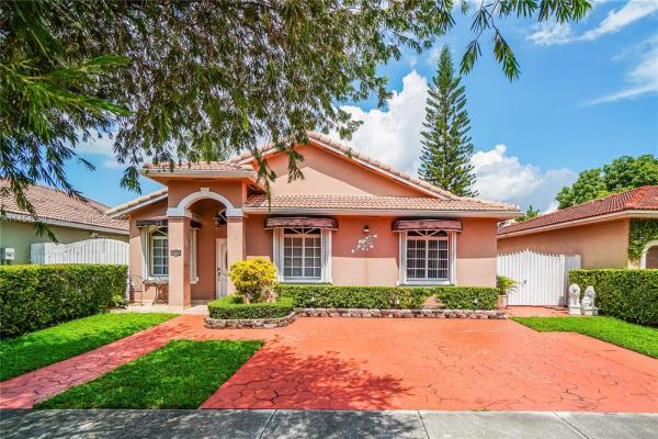 Tresor, 8985 NW 144th Ter, Miami Lakes, Florida 33018, image 1