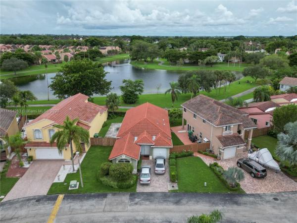 Lakeside At The Hammocks, 10067 SW 156th Ave, The Hammocks, Florida 33196, image 1