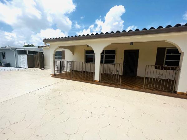Manor Gardens, 1380 W 5th Ct, Hialeah, Florida 33010, image 1