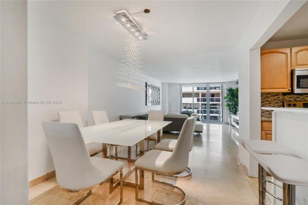 Arlen Beach, 5701 Collins Ave #817, Miami Beach, Florida 33140, image 1