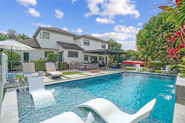 Marla Estates, 9721 SW 129th St, Kendall, Florida 33176, image 1