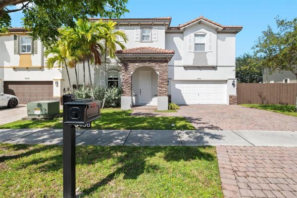 Menorca, 8436 NW 116th Ave, Doral, Florida 33178, image 1